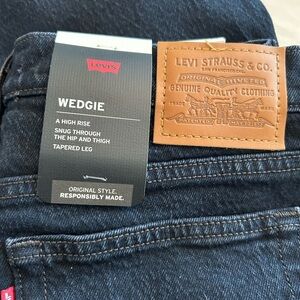 Levi's Women's Wedgie Jeans - Black